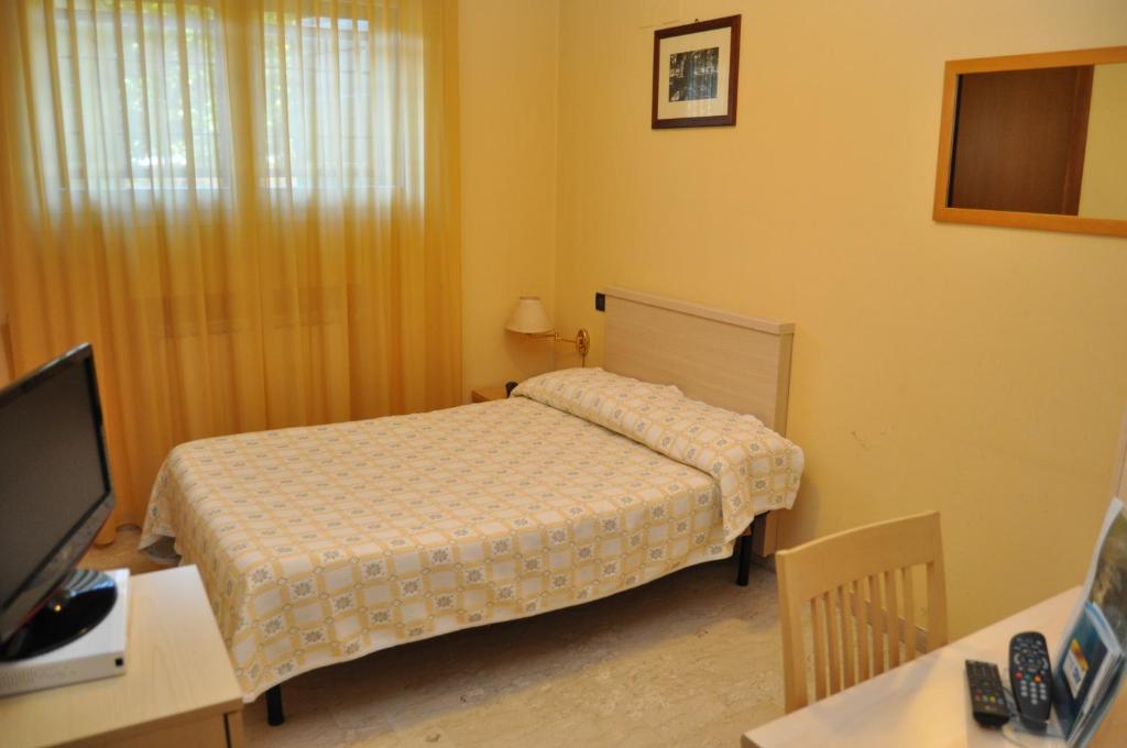 Hotel Ca' Vecchia Sasso Marconi Room photo